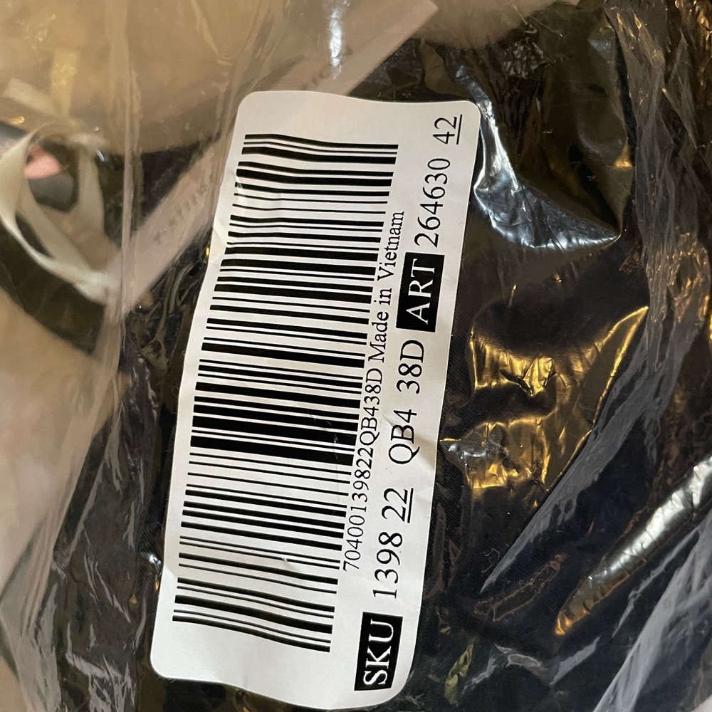 BNIB Victoria Secret Bra